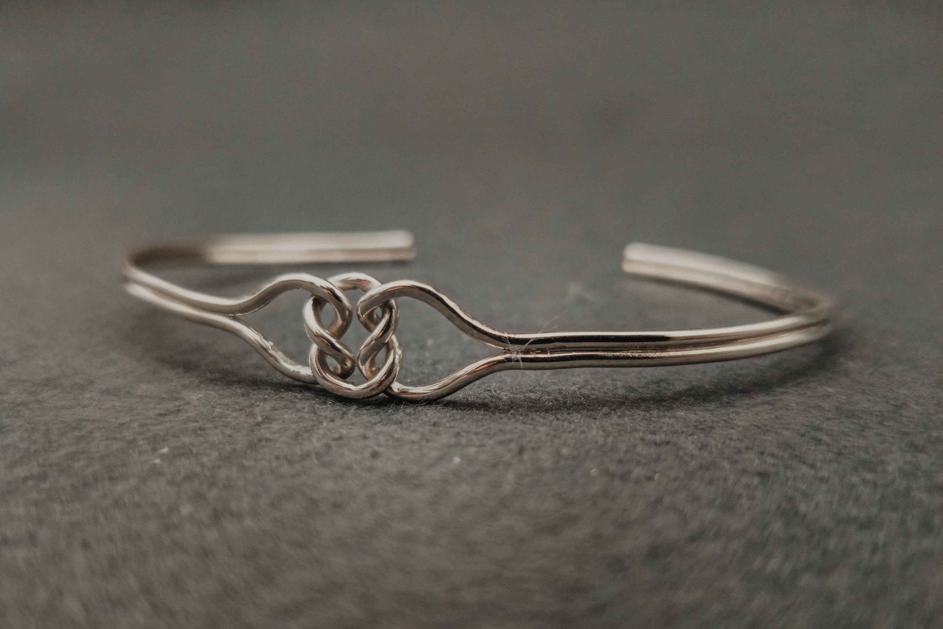 Doppelknoten Armreif