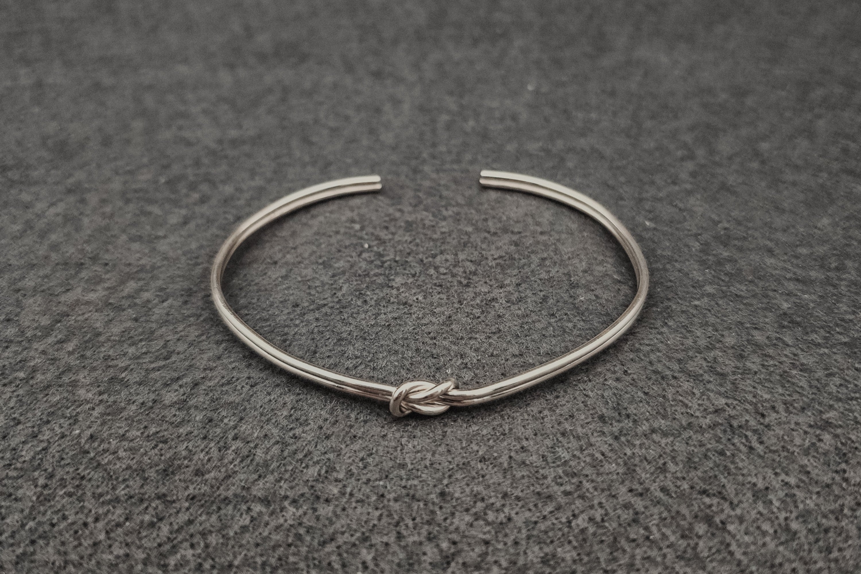 Doppelknoten Armreif