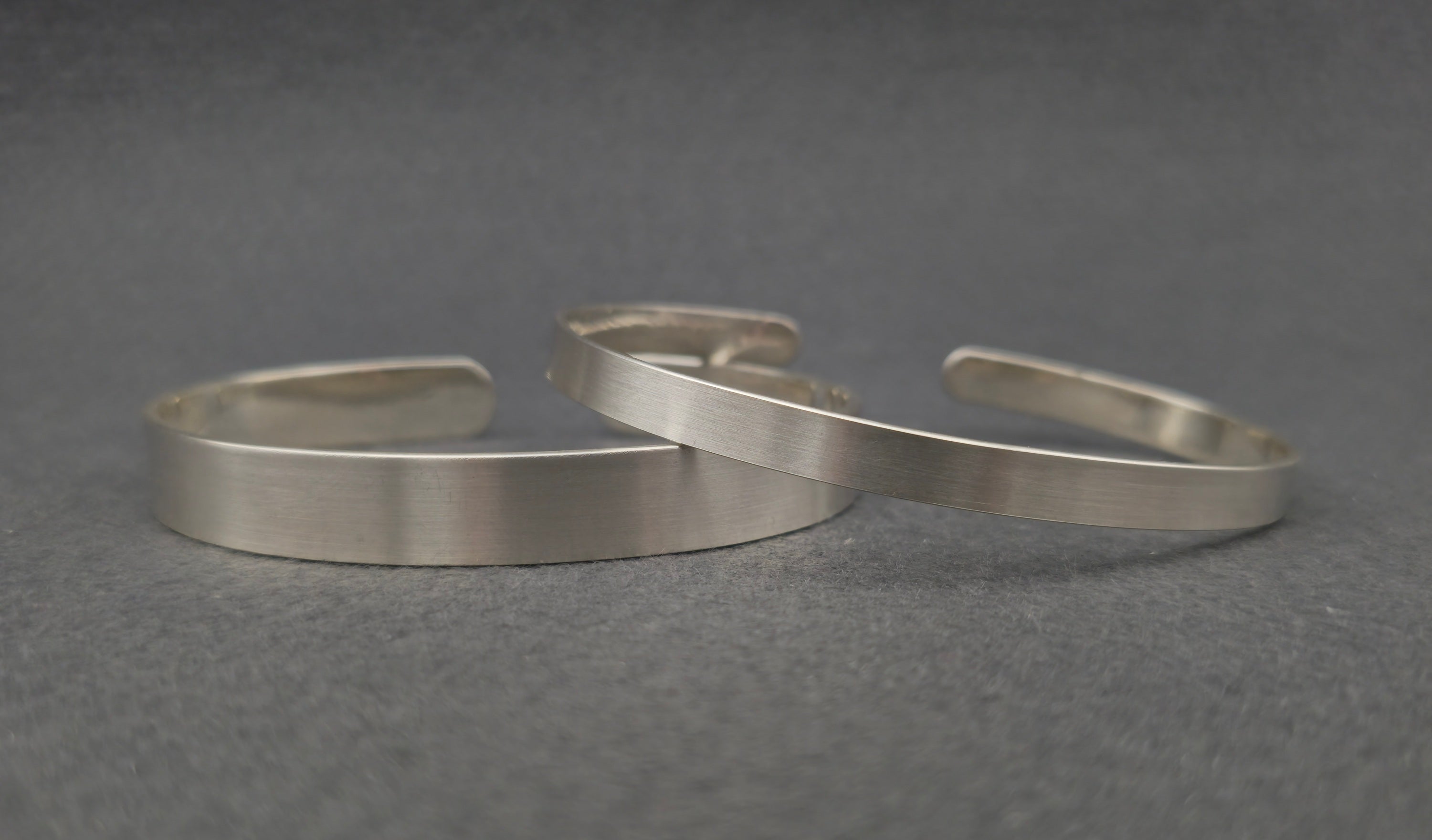 Schlichter Silberarmreif