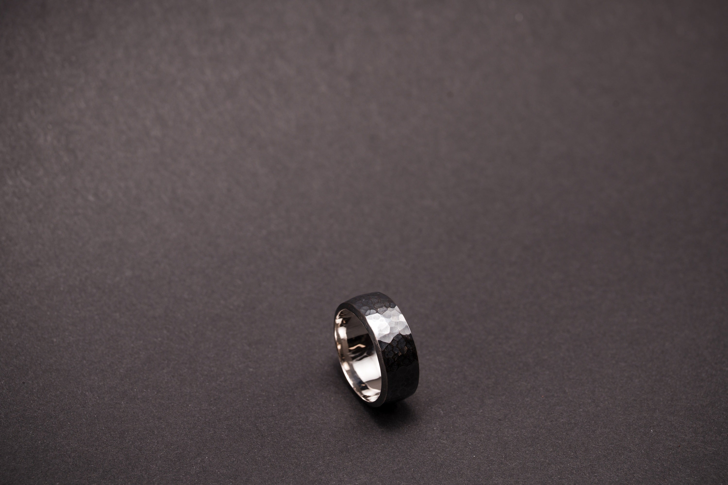 Geschmiedeter Silberring